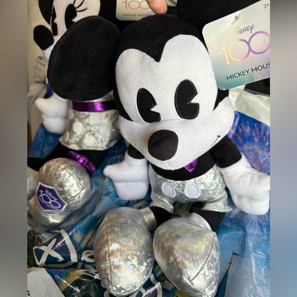 Walt Disney World 100 Years of Wonder Mickey and Minnie Plush. NWT. - Picture 5 of 7